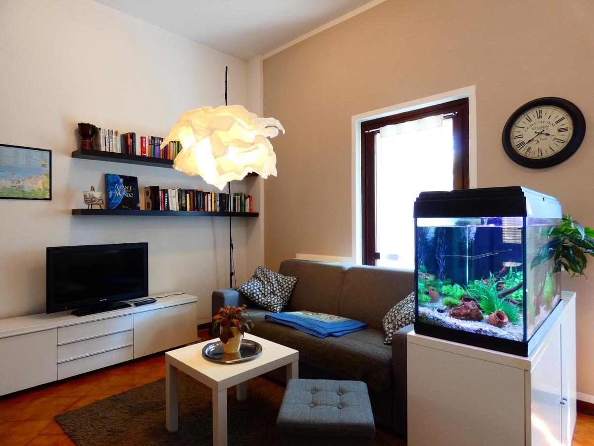 Garden Sweet House Desenzano Apartment Десенцано дел Гарда Екстериор снимка